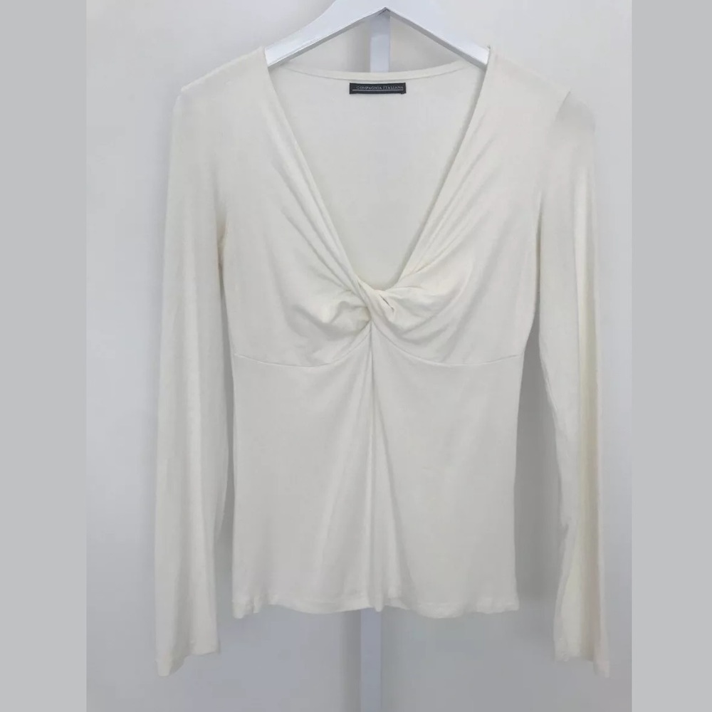 COMPAGNIA ITALIANA IVORY LONG SLEEVE V-NECK TOP S